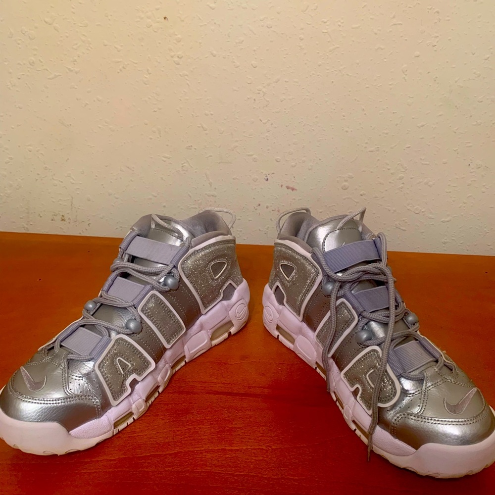 Nike Retro Uptempo “Loud And Clear”